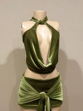 Load image into Gallery viewer, Wrap Me Up Velvet Set