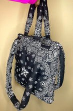 Load image into Gallery viewer, BANDANA PUFFER BAG